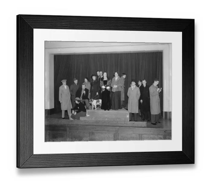 Framed Print : Children from the Central School in Sidcup, Kent, performing the play Pygmalion