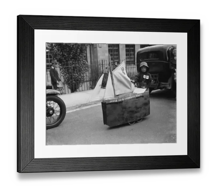 Framed Print : Gravesend Carnival. A decorated pram ( Gravesend shrimps ) 1937