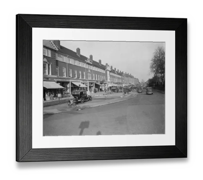 Framed Print : Road repair on Orpington High Street, Kent. 1938 Framed Print : Road repair on Orpington High Street, Kent. 1938
