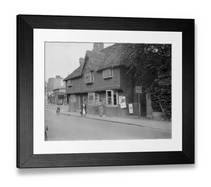Framed Print : Elizabethan cottage in Orpington, Bromley. 1938 Framed Print : Elizabethan cottage in Orpington, Bromley. 1938