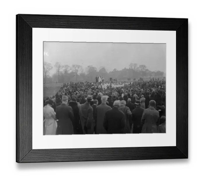 Framed Print : Open - air religious service, Kent. 1935 Framed Print : Open - air religious service, Kent. 1935