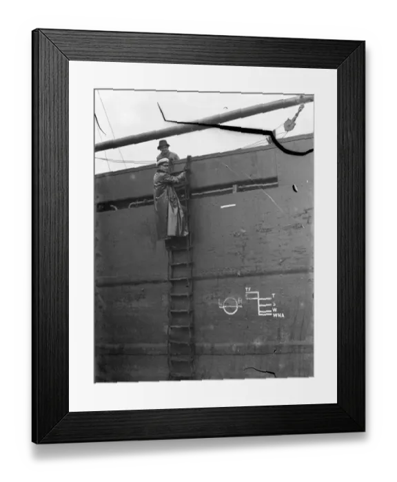 Framed Print : Thames pilots at Gravesend, Kent, who help ships navigate through the congested Framed Print : Thames pilots at Gravesend, Kent, who help ships navigate through the congested