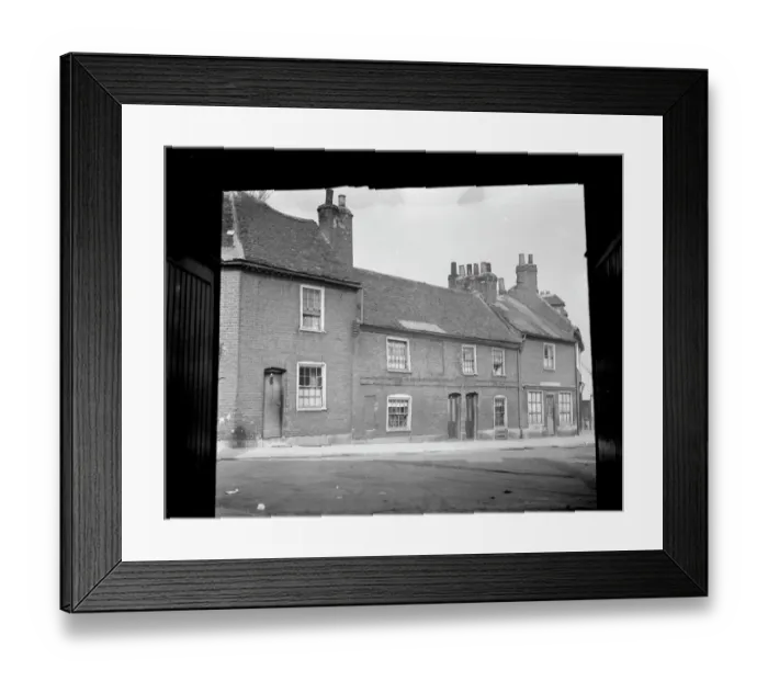 Framed Print : Old cottages on The Hill in Northfleet, Kent. 7 March 1938 Framed Print : Old cottages on The Hill in Northfleet, Kent. 7 March 1938