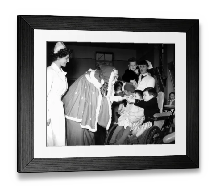 Framed Print : Christmas on the ward, 1950s Framed Print : Christmas on the ward, 1950s