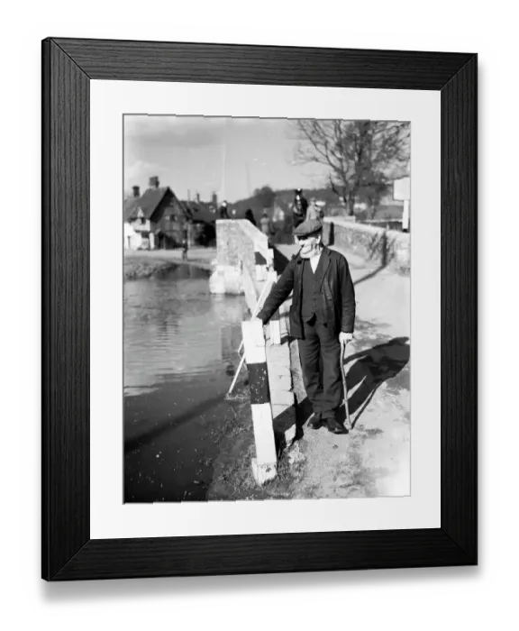 Framed Print : Georger Dunter of Eynsford poses on the bridge over the River Darent Framed Print : Georger Dunter of Eynsford poses on the bridge over the River Darent