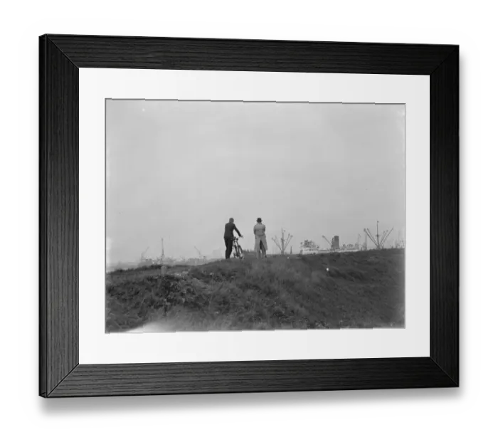 Framed Print : Ditchling Beacon, South Downs East Sussex, England Inter Club Gliding meeting Framed Print : Ditchling Beacon, South Downs East Sussex, England Inter Club Gliding meeting