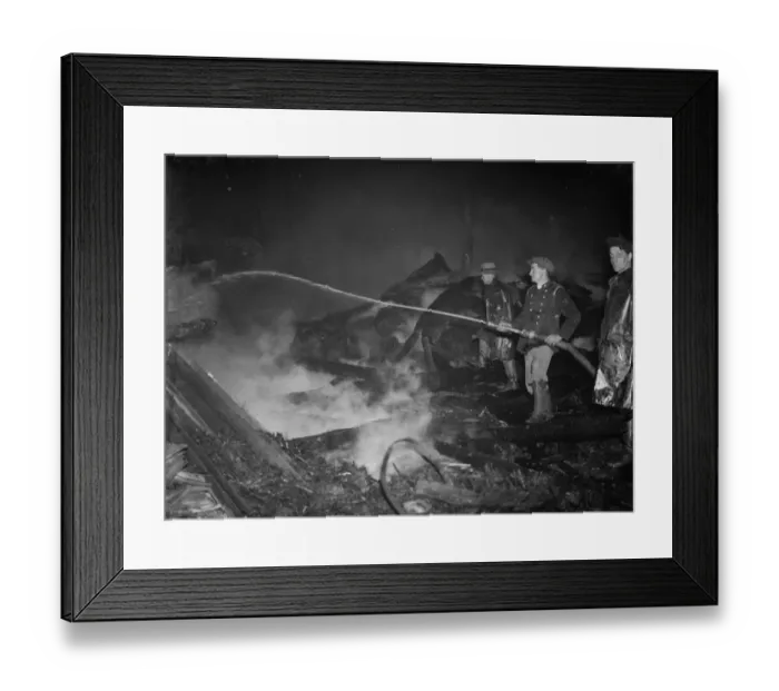 Framed Print : Fire at Chaplins Farm, Hockenden, Kent. Hosing down the embers Framed Print : Fire at Chaplins Farm, Hockenden, Kent. Hosing down the embers