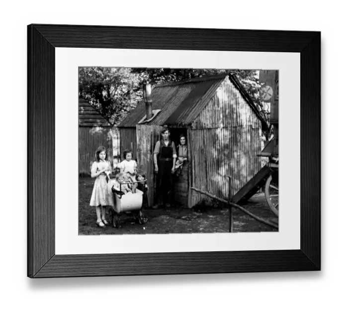 Framed Print : This is Mr Philip Rye, his wife and five of his six children, who have lived in Framed Print : This is Mr Philip Rye, his wife and five of his six children, who have lived in