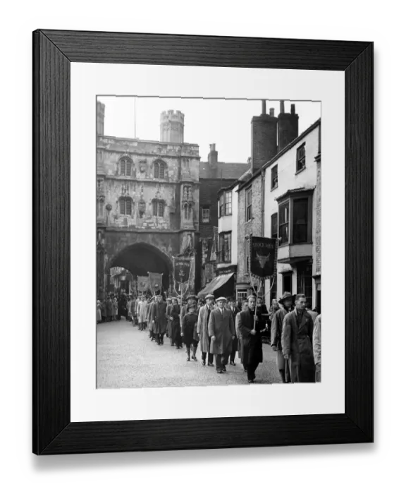 Framed Print : Harvest Festival of the World The scene at the entrance to Canterbury Cathedral Framed Print : Harvest Festival of the World The scene at the entrance to Canterbury Cathedral