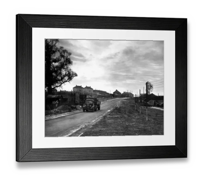 Framed Print : Two pictures taken from almost the same viewpoint on grays Farm Estate (LCC) near Orpington