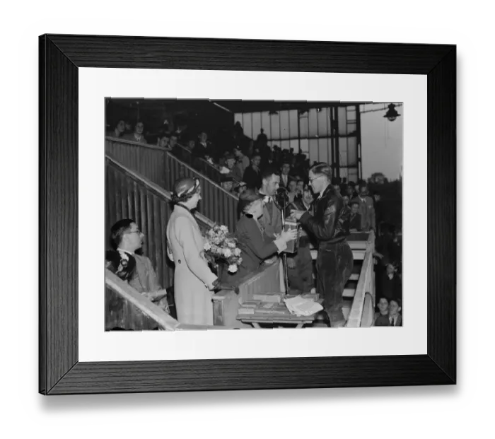 Framed Print : The Gravesend and District Motor Cycle Gymkhana. Presentation of the oil canister