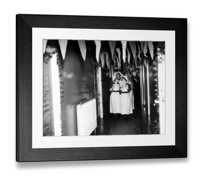 Framed Print : Christmas on the ward, 1950s Framed Print : Christmas on the ward, 1950s