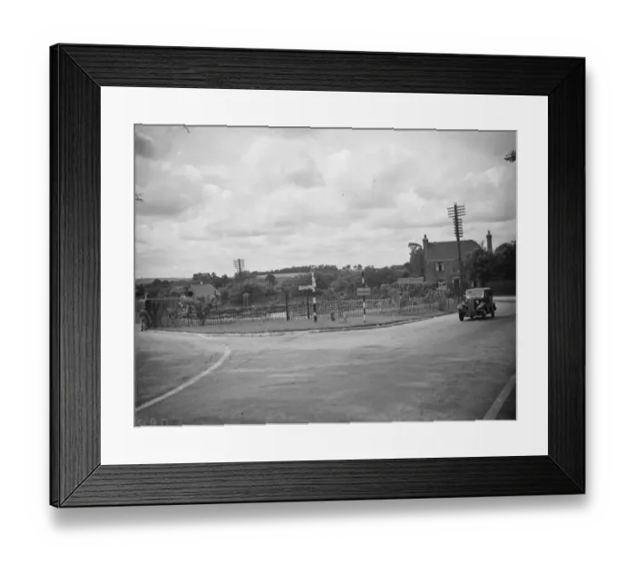 Framed Print : The pond roundabout in Otford. 1938