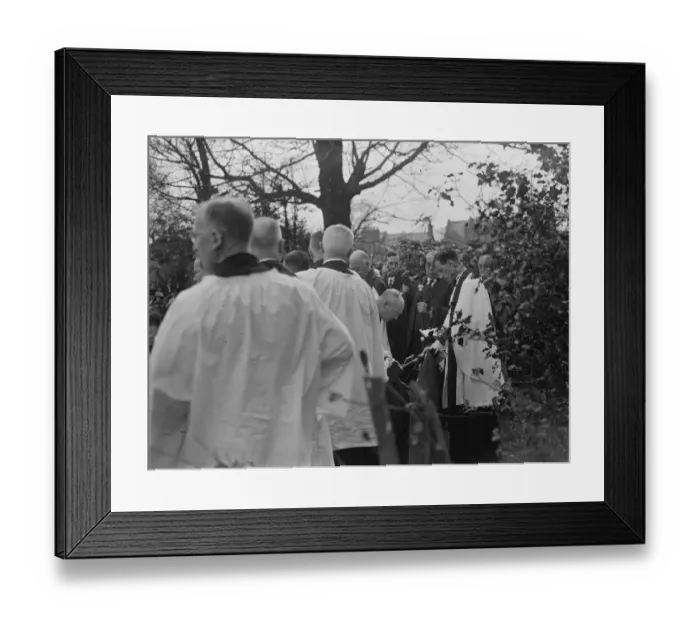 Framed Print : Sidcup churchyard dedication. 1935 Framed Print : Sidcup churchyard dedication. 1935