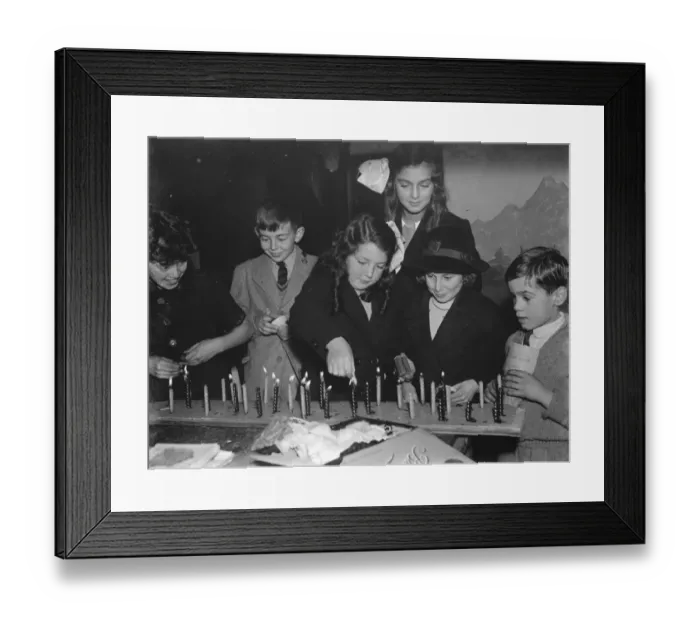 Framed Print : Children lighting candles at the Sidcup Congregational Church Christmas Bazaar, Kent Framed Print : Children lighting candles at the Sidcup Congregational Church Christmas Bazaar, Kent