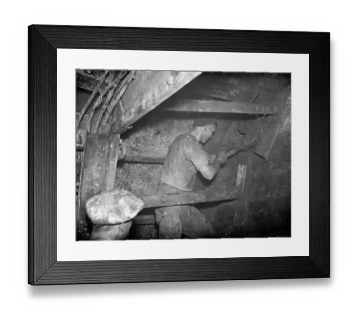 Framed Print : The construction of the Dartford Tunnel. A workmen digging by the shield Framed Print : The construction of the Dartford Tunnel. A workmen digging by the shield