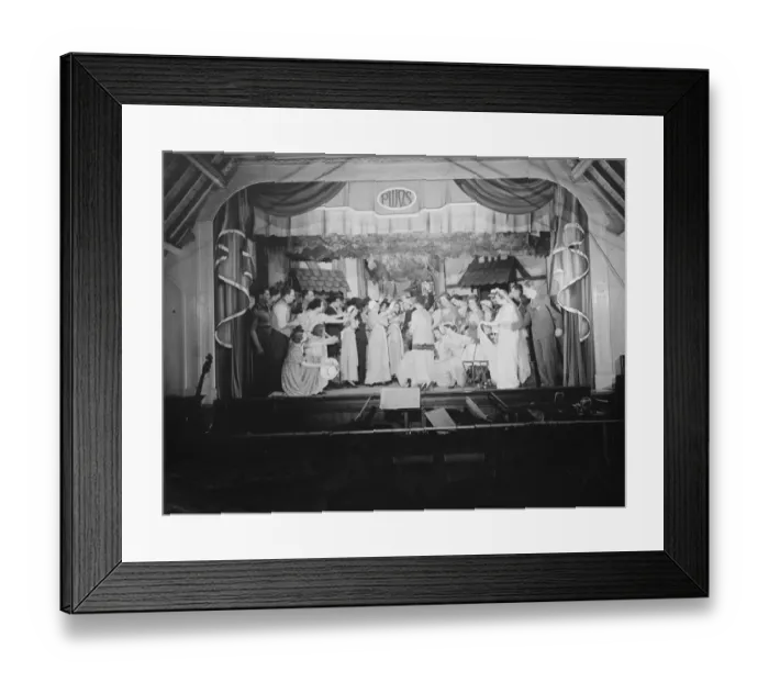 Framed Print : Petts Wood Operatic Society performing on stage. 1936 Framed Print : Petts Wood Operatic Society performing on stage. 1936