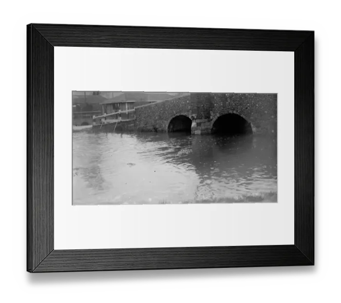 Framed Print : High water at the bridge crossing the River Darent at Shoreham, Kent Framed Print : High water at the bridge crossing the River Darent at Shoreham, Kent