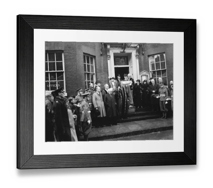 Framed Print : A proclamation in Dartford, Kent. 1936 Framed Print : A proclamation in Dartford, Kent. 1936