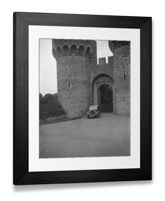 Framed Print : The gate house of 14th century Cooling Castle near Rochester, Kent. It was built Framed Print : The gate house of 14th century Cooling Castle near Rochester, Kent. It was built
