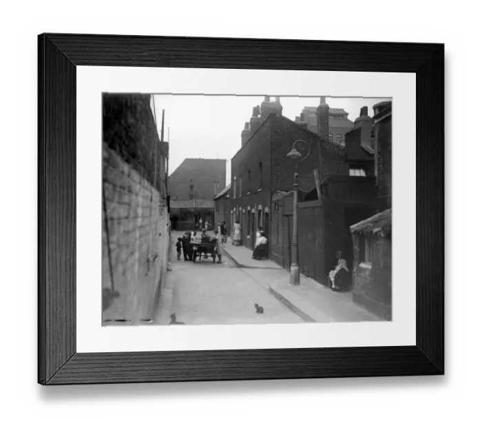 Framed Print : Slums in Limehouse in the East End of London. 1933