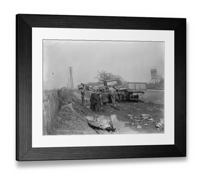 Framed Print : A lorry burnt out on Wrotham Hill, Kent. 1937 Framed Print : A lorry burnt out on Wrotham Hill, Kent. 1937