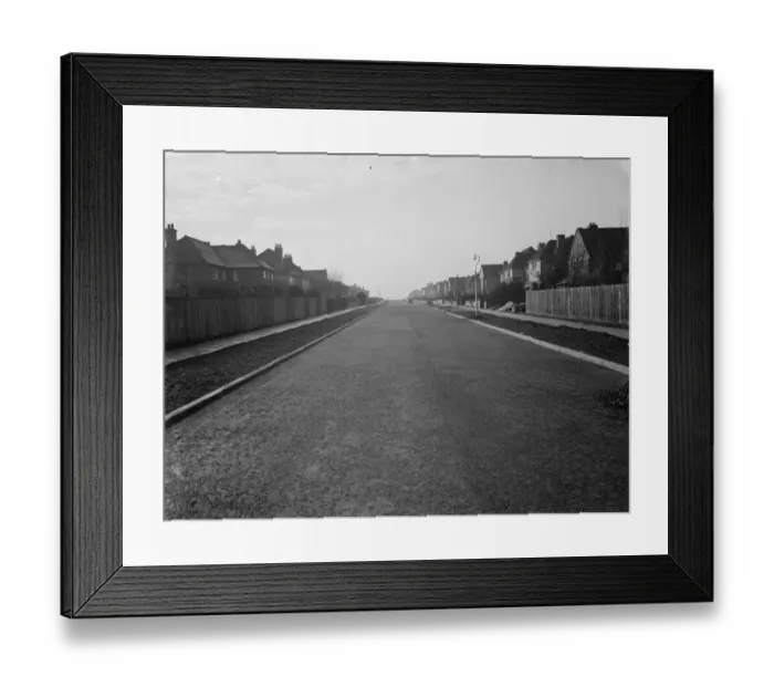 Framed Print : Stone Park Avenue in Beckenham, Kent. 1938 Framed Print : Stone Park Avenue in Beckenham, Kent. 1938