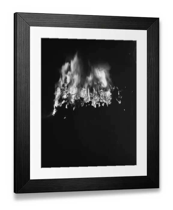 Framed Print : A roaring bonfire in Chiselhurst, Kent. 5 October 1937 Framed Print : A roaring bonfire in Chiselhurst, Kent. 5 October 1937
