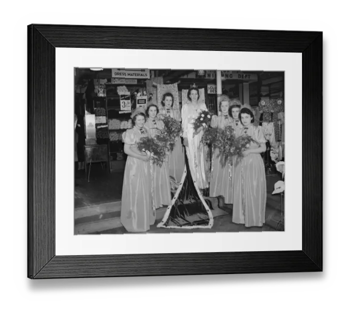 Framed Print : The Erith carnival queen with her attendants. 1939 Framed Print : The Erith carnival queen with her attendants. 1939