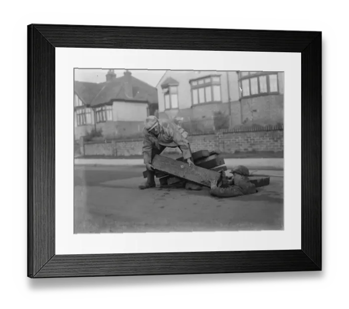 Framed Print : Men working on the new sewer system in Crayford, Kent. 1937 Framed Print : Men working on the new sewer system in Crayford, Kent. 1937