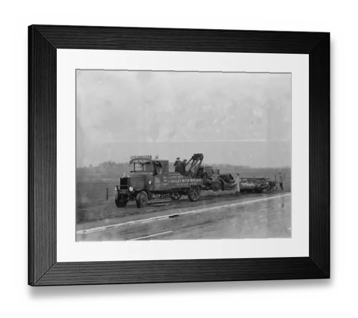 Framed Print : The wreckage of lorry taken by a Ruxley Motors Wreckers winch truck from Sidcup, Kent Framed Print : The wreckage of lorry taken by a Ruxley Motors Wreckers winch truck from Sidcup, Kent