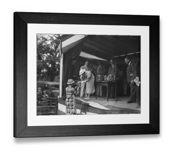 Framed Print : Mr Mills opens Jubilee homes fete at Sidcup place. 1936