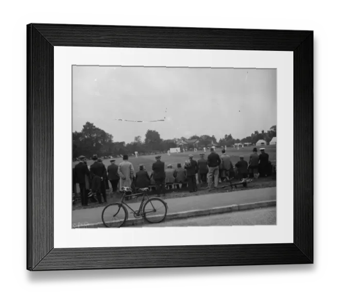 Framed Print : Kent Chislehurst cricketers. 1938 Framed Print : Kent Chislehurst cricketers. 1938