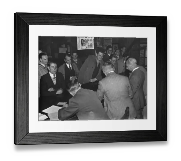 Framed Print : Conscription men signing on at Sidcup. 1939 Framed Print : Conscription men signing on at Sidcup. 1939