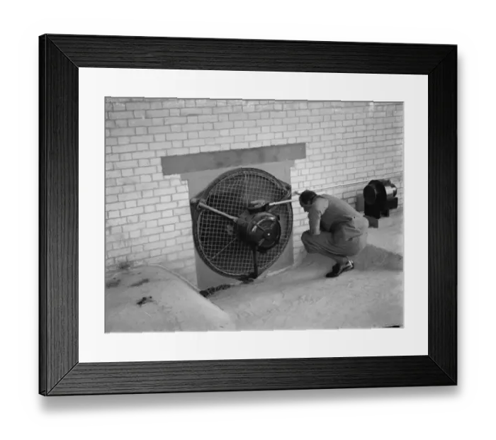 Framed Print : Drying fan in Goudhurst. 1937 Framed Print : Drying fan in Goudhurst. 1937