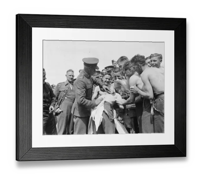 Framed Print : Territorial Army recruits at camp in Lympne, Kent. A Territorial is having his Framed Print : Territorial Army recruits at camp in Lympne, Kent. A Territorial is having his