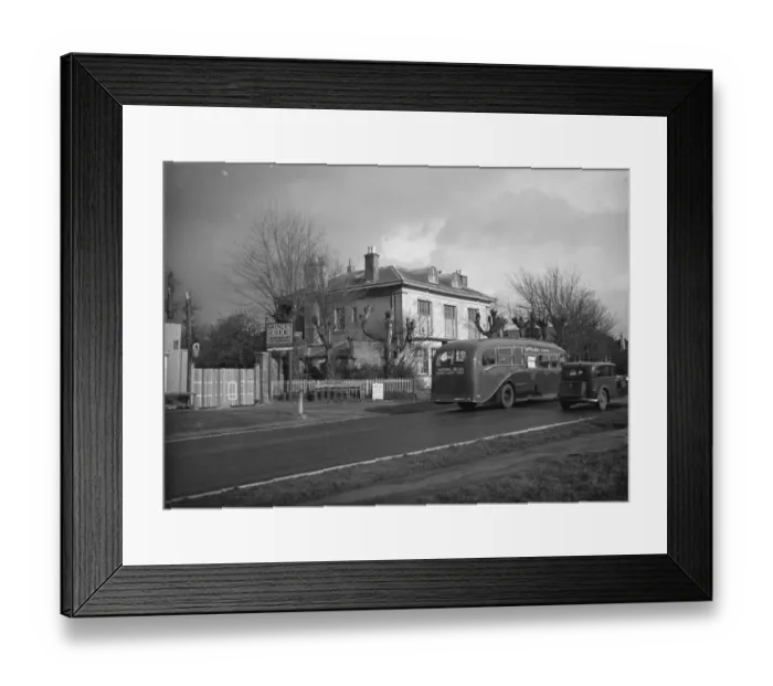 Framed Print : Halfway house, Swanley, Kent. 1935 Framed Print : Halfway house, Swanley, Kent. 1935