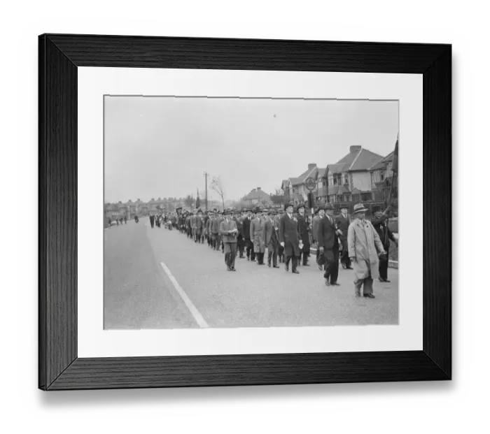 Framed Print : Armistice Memorial Service in Orpington, Kent. The British Legion marching through