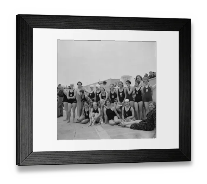 Framed Print : The opening of Swanscombe Baths in Kent. The bathers posing for a group photo