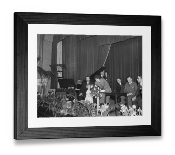 Framed Print : Sidcup exhibition presentation in Kent. 1937 Framed Print : Sidcup exhibition presentation in Kent. 1937