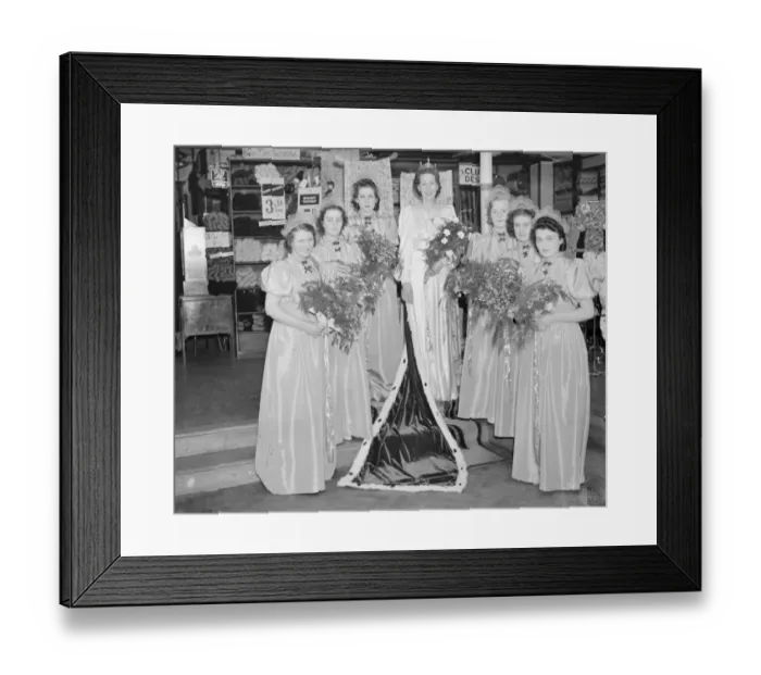 Framed Print : The Erith carnival queen with her attendants. 1939 Framed Print : The Erith carnival queen with her attendants. 1939