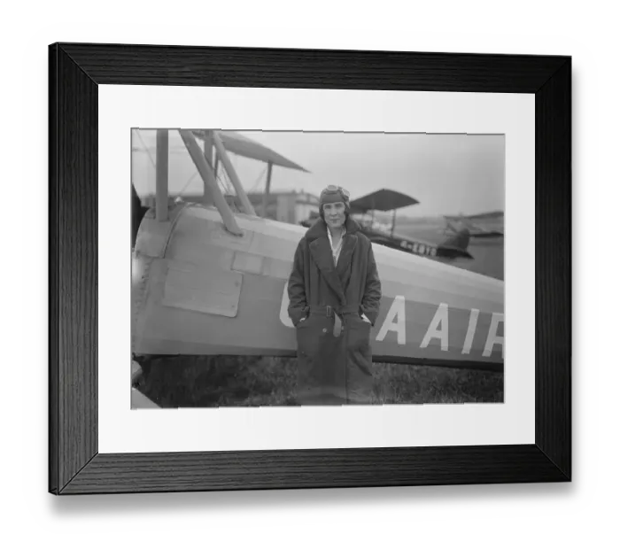 Framed Print : The Hon Mrs Victor Bruce a british record-breaker On 25 September 1930, she named Framed Print : The Hon Mrs Victor Bruce a british record-breaker On 25 September 1930, she named