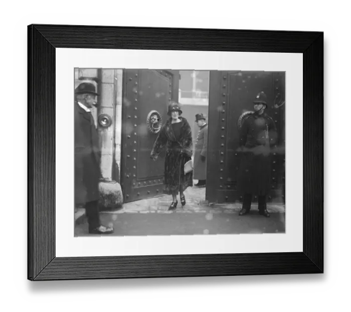 Framed Print : Society Callers at Chesterfield House Lady Alexandra Bertie 9 March 1923 Framed Print : Society Callers at Chesterfield House Lady Alexandra Bertie 9 March 1923