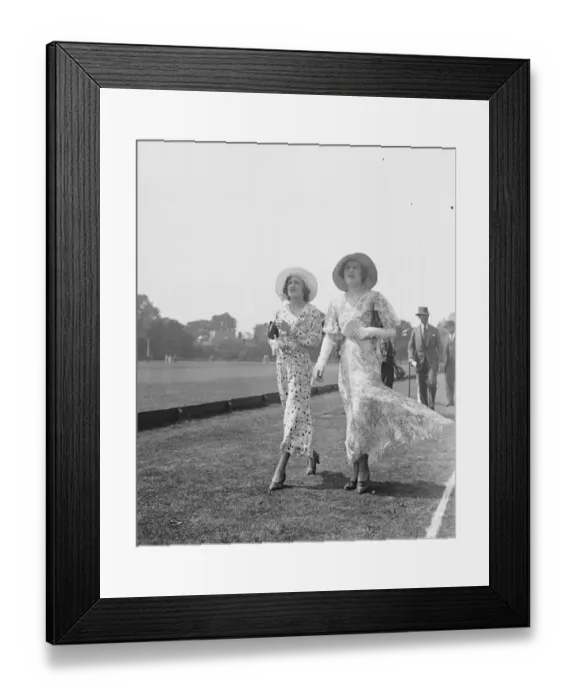 Framed Print : Ranelagh farm polo club. Final of the Subalterns Gold Challenge Cup Lady Helena Fitzwilliam