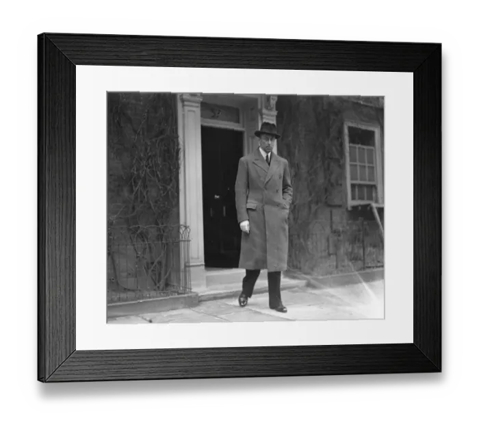 Framed Print : The Finnish Ambassador, M Grippenberg, leaving the Legation, after receiving Framed Print : The Finnish Ambassador, M Grippenberg, leaving the Legation, after receiving