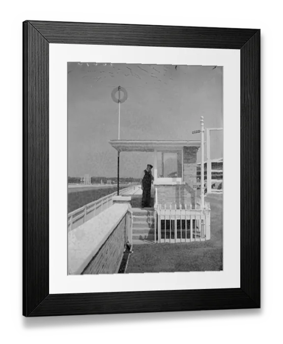 Framed Print : Royal Ascot prepares. With many innovations, as Scott is preparing for the opening Framed Print : Royal Ascot prepares. With many innovations, as Scott is preparing for the opening