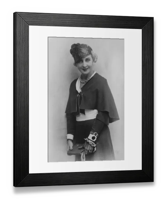 Framed Print : Beauty at fifty. The Marchioness of Villanueva Y Geltru. 28 October 1932 Framed Print : Beauty at fifty. The Marchioness of Villanueva Y Geltru. 28 October 1932