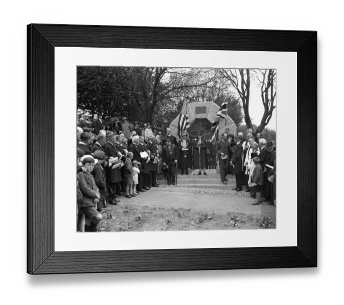 Framed Print : The scene at the unveiling of the Memorial Arch at Dartmoor Prison to American prisoners
