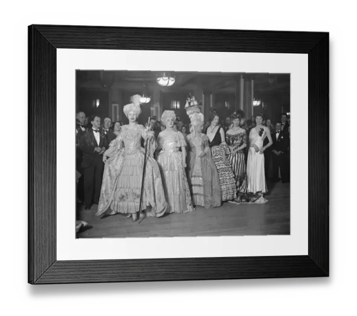 Framed Print : Peeping through the ages at modes of hairdressing. The history of hairdressing Framed Print : Peeping through the ages at modes of hairdressing. The history of hairdressing