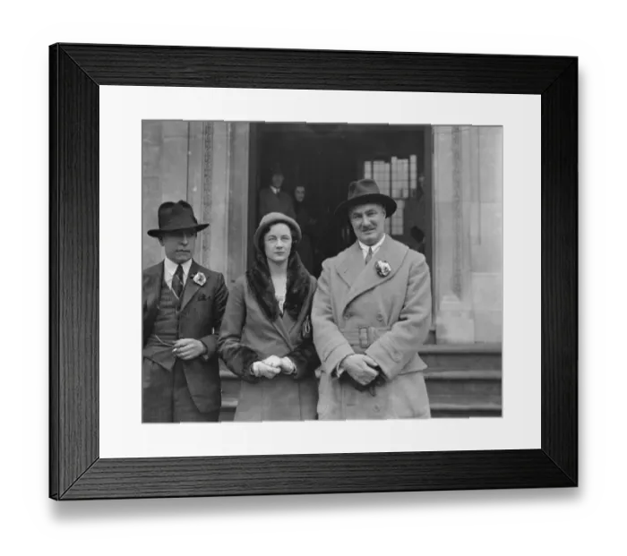 Framed Print : Islington Election General and Mrs Critchley 10 February 1931 Framed Print : Islington Election General and Mrs Critchley 10 February 1931